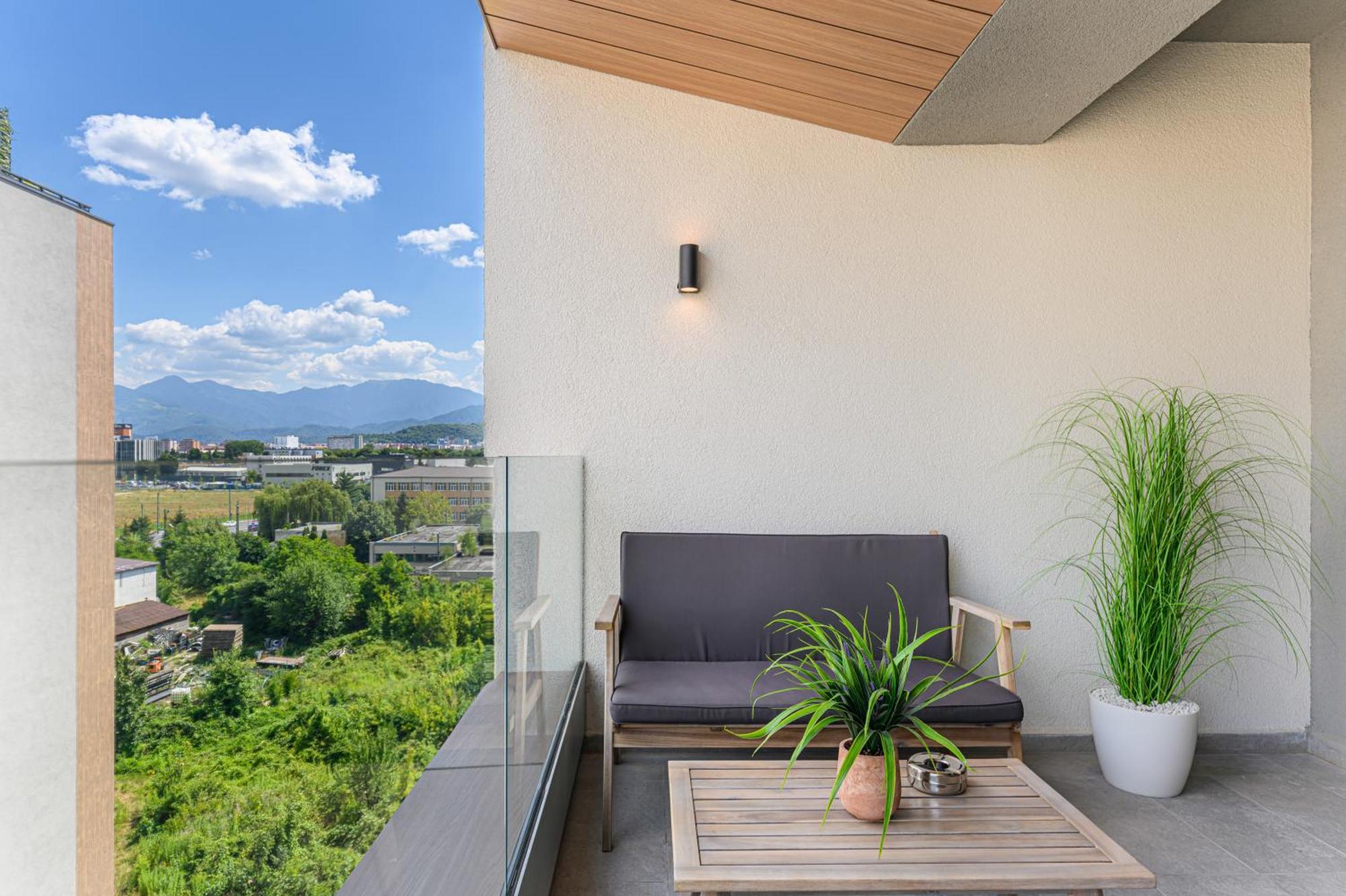 Luxury Landing Apartments Complex Qualis Μπρασόβ Εξωτερικό φωτογραφία