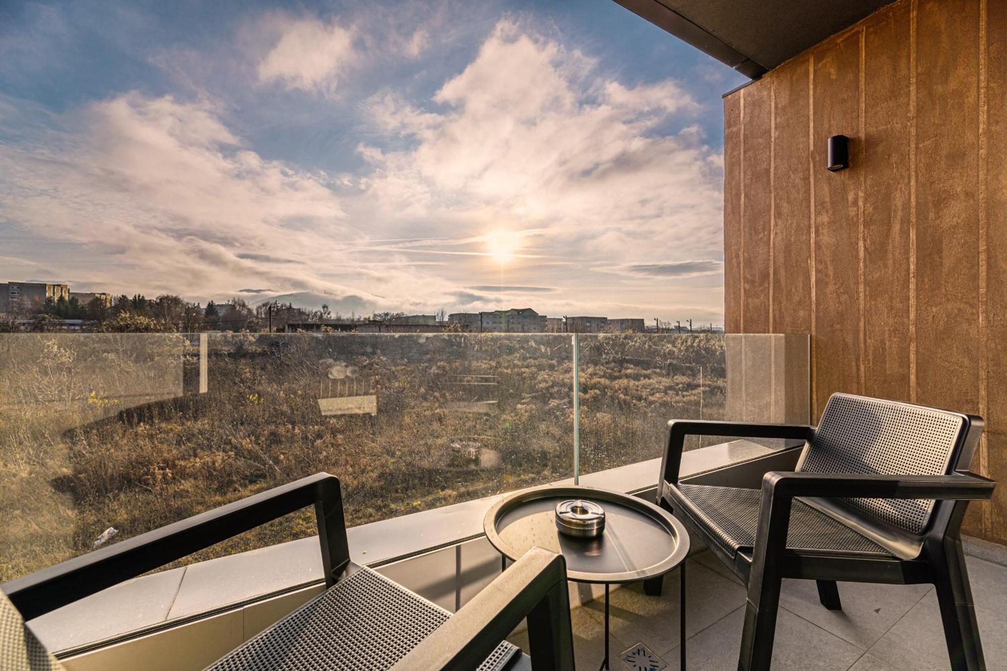 Luxury Landing Apartments Complex Qualis Μπρασόβ Εξωτερικό φωτογραφία