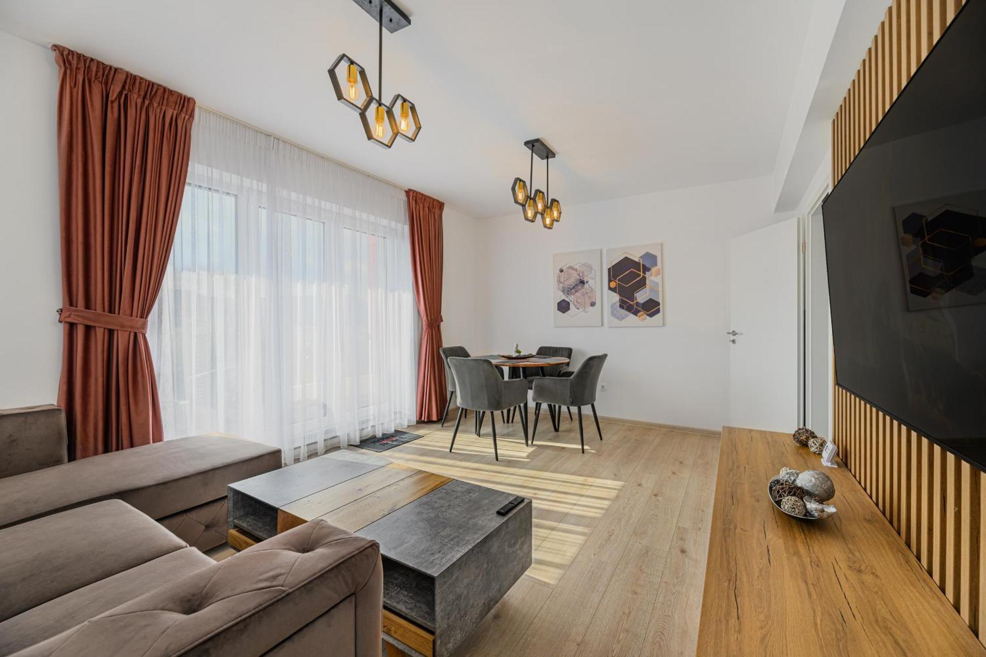 Luxury Landing Apartments Complex Qualis Μπρασόβ Εξωτερικό φωτογραφία